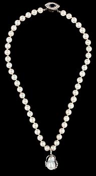 1052. A cultured pearl necklace, app. 7,8 mm.