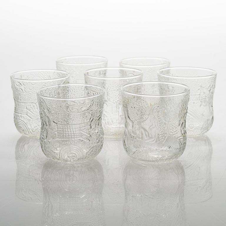 Oiva Toikka, 29 lasiston osia, "Fauna", Nuutajärvi Notsjö.