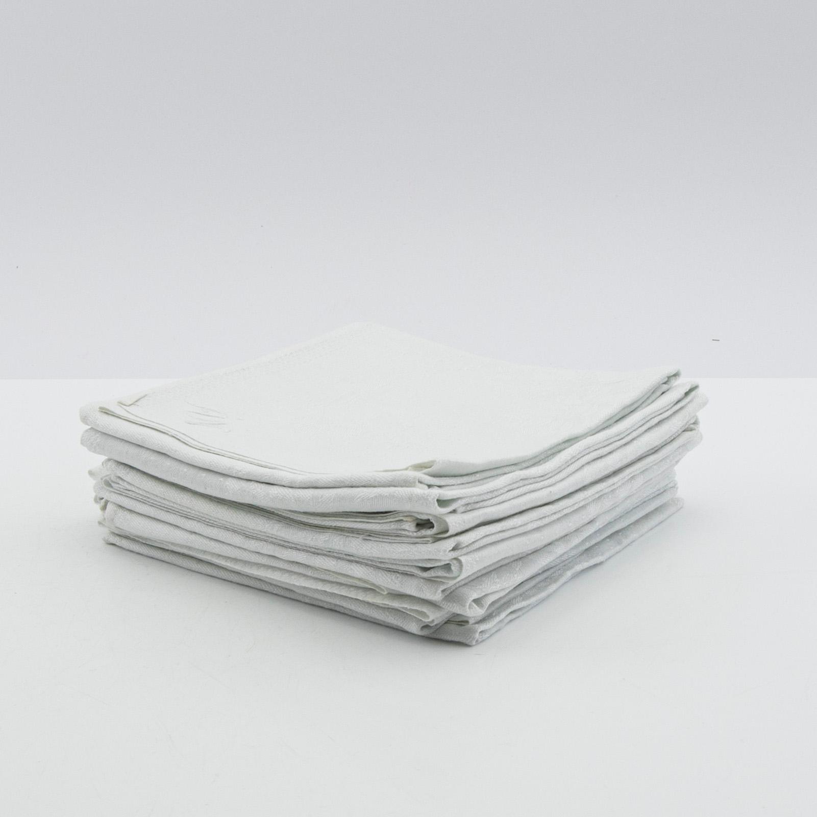 Napkins a total of 73 pcs damask various patterns first half of the 20th century.