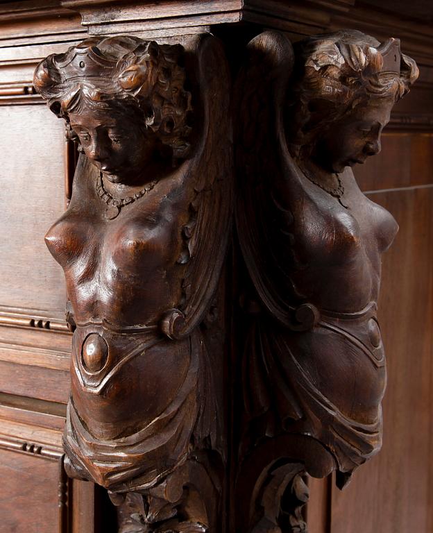 SIDEBOARD, Nyrenässans, 1800-talets slut.