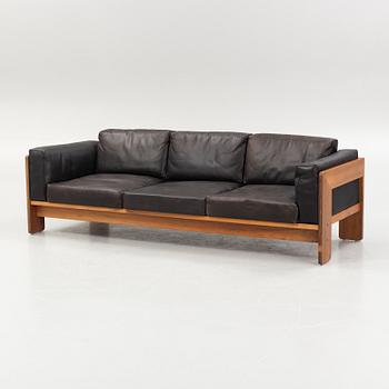 Tobia Scarpa, a 'Bastiano' sofa, Haimi, Finland.