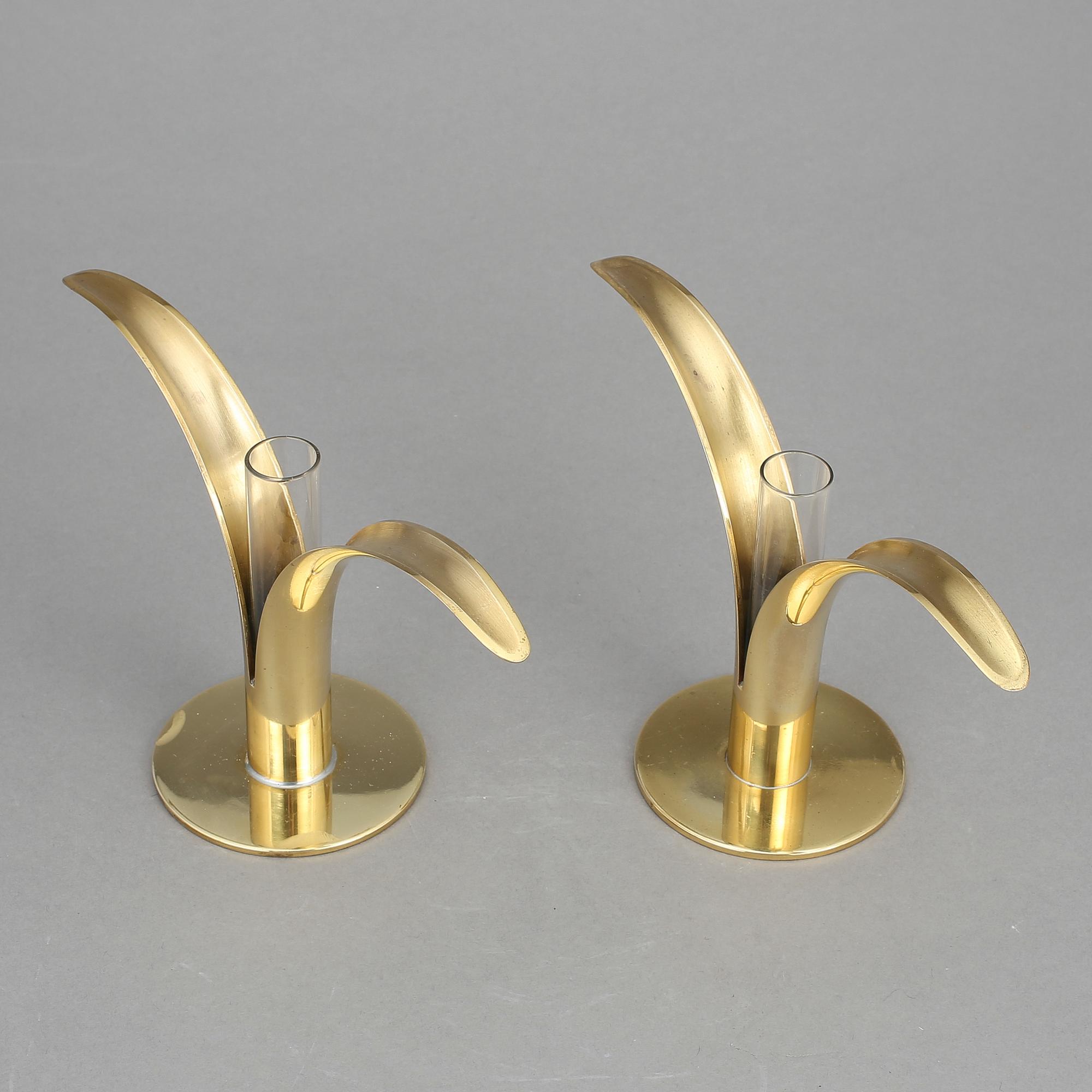 LJUSSTAKAR, ett par, "Liljan", Ivar Ålenius Björk, Ystad metall, 1950-60-tal.