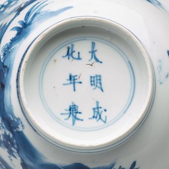 A blue and white bowl, Qing dynasty, Kangxi (1662-1722), with Chenghua six character mark.