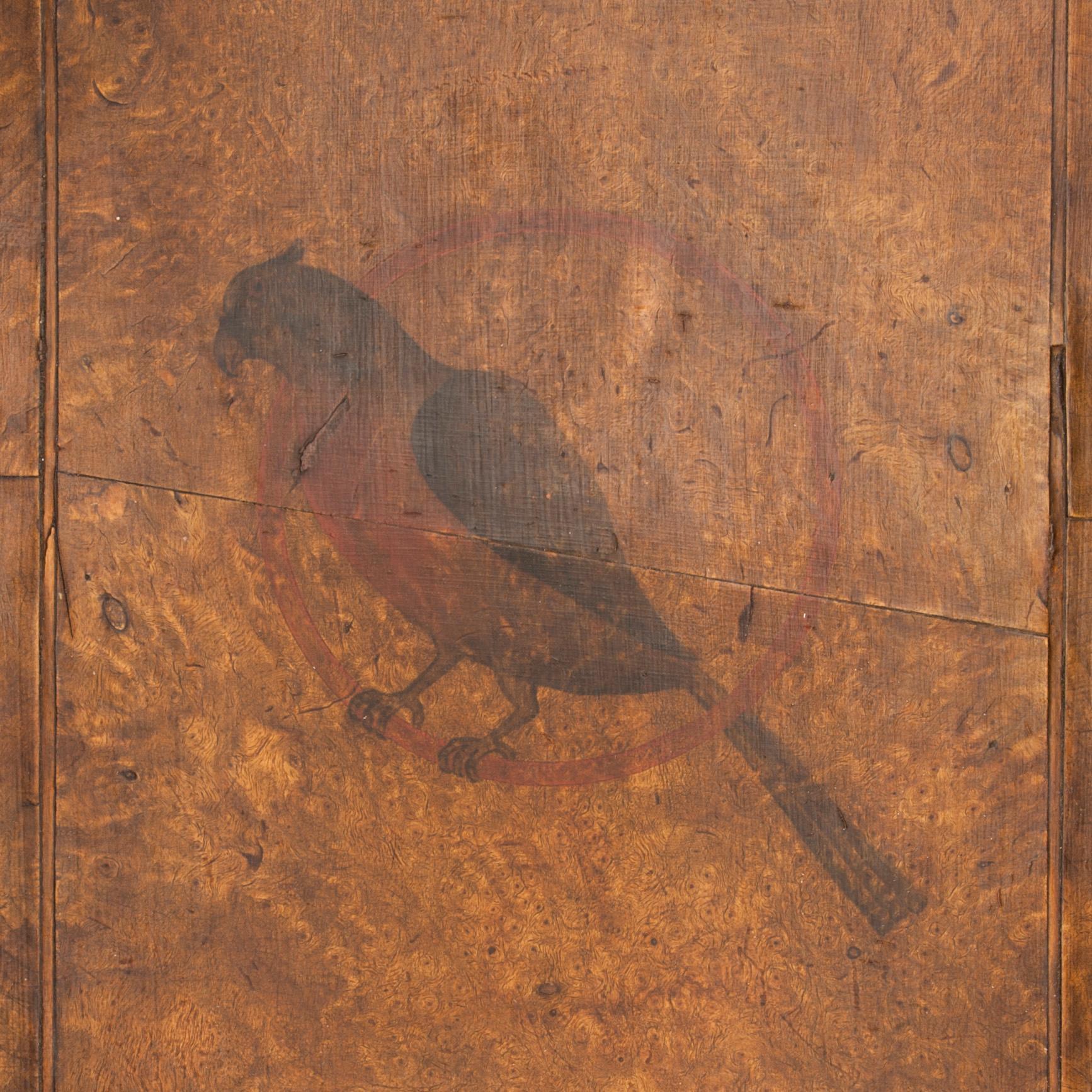 RAKSKRIN / SMYCKESSKRIN, masurbjörkfanerad, 1800-talets första hälft.