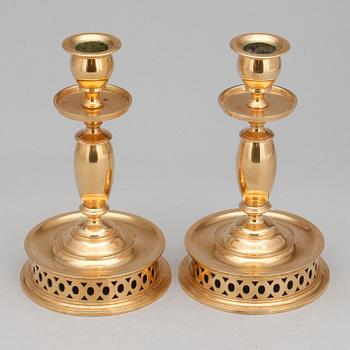 LJUSTAKAR, mässing, ett par, barockstil,  Keyser & co, Vesterås, 1900-tal.