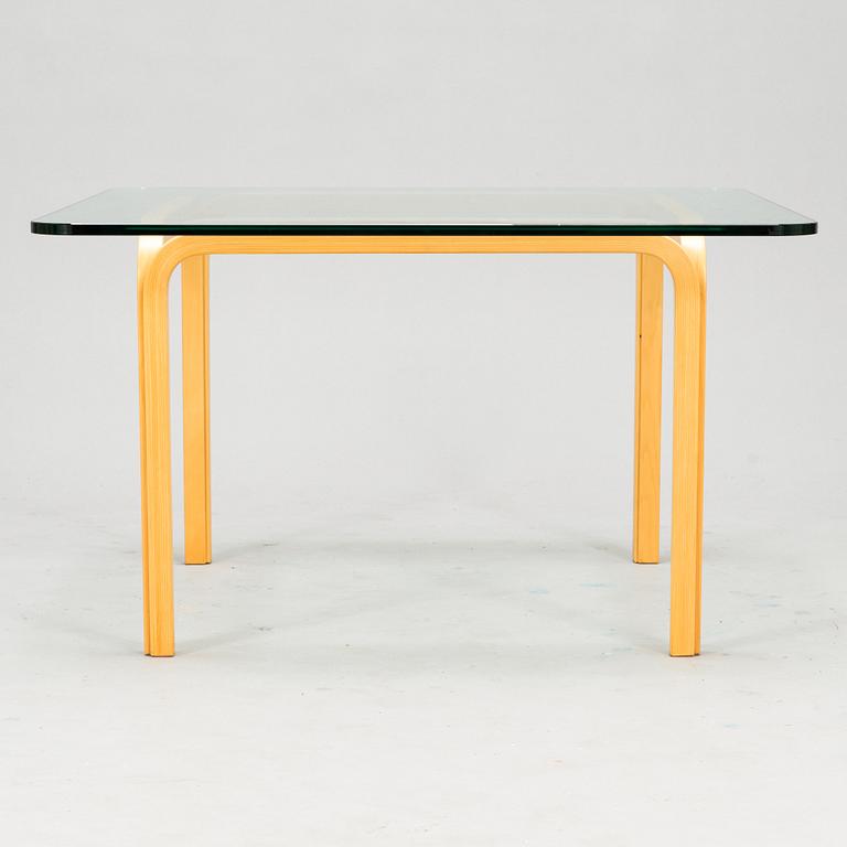 Alvar Aalto, Pöytä, Y805B, Artek.