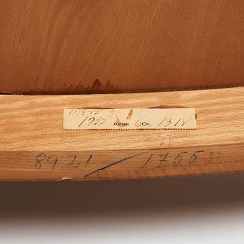 Ole Wanscher, karmstolar, 1 par, modell 1755, Fritz Hansen, Danmark 1945.