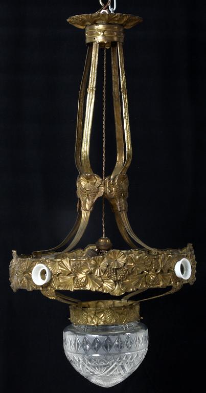 TAKLAMPA, patinerad brons, Böhlmarks, sannolikt Alice Nordin, jugend, 1910-tal, h 90.