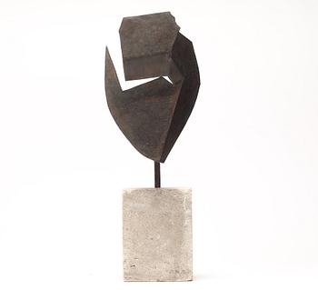 Julio González, "Tête aiguë (Masque aigu)".