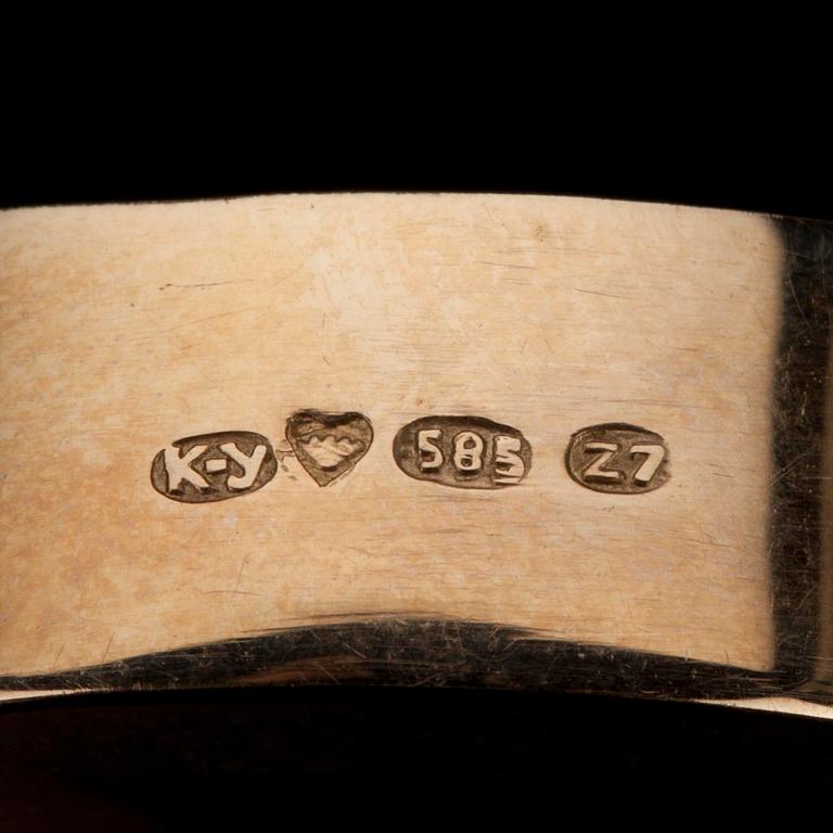 RIIPUS, kultaa 14K, hiustyö, 1800-luvun loppu. Suomalaiset tuontileimat 1977. Paino yht. 10,5 g.