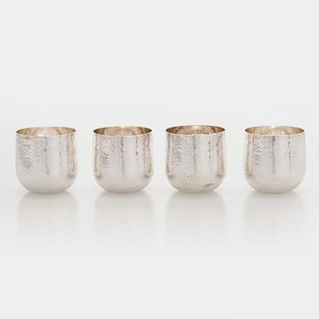 Tapio Wirkkala, Bägare, 4 st, silver, TW 469, Kultakeskus, Tavastehus 2004 och 2005.