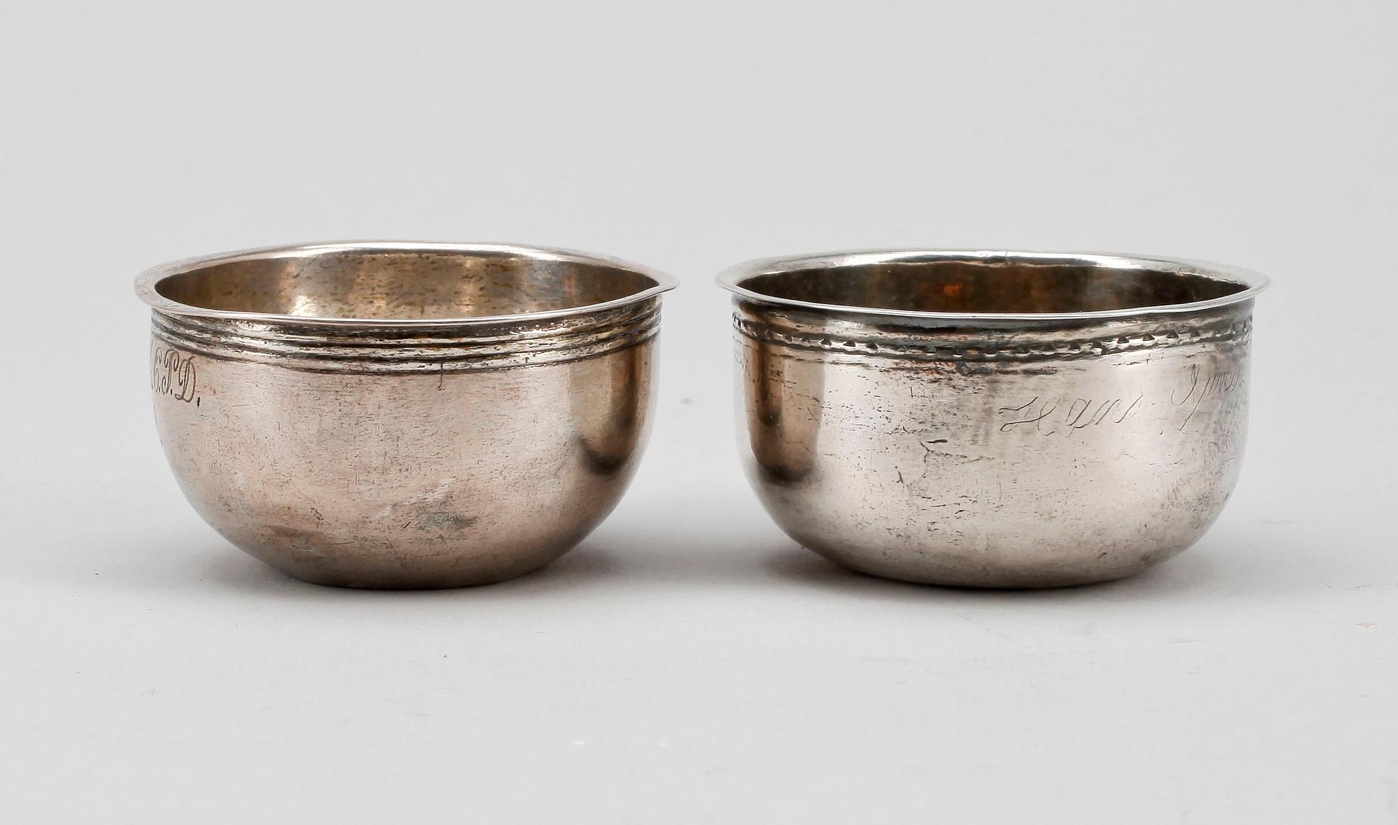 TUMLARE, 2 st, silver, Söderhamn, 1760 respektive 1800-tal. Vikt ca 39 gram.