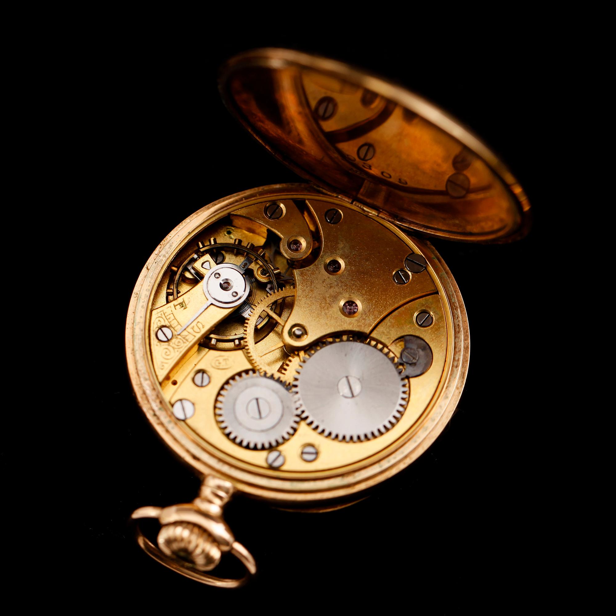 FICKUR, 18 k guld, omkring år 1900.