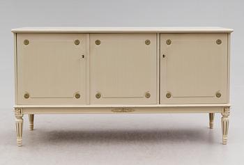 SIDEBOARD, gustaviansk stil, 1900-talets andra hälft.