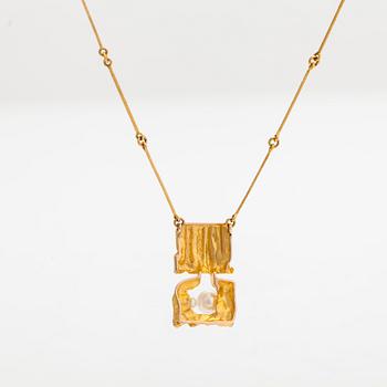 Björn Weckström, A 14K gold necklace 'Kelohelmet' with cultured pearls for Lapponia 1970.
