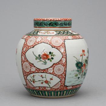 BOJAN med LOCK, porslin, Kina, 1800-tal.