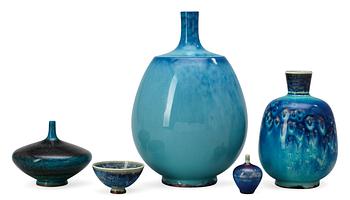 705. Two Berndt Friberg stoneware vases a miniature bowl and two miniature vases, Gustavsberg Studio 1950-60's.