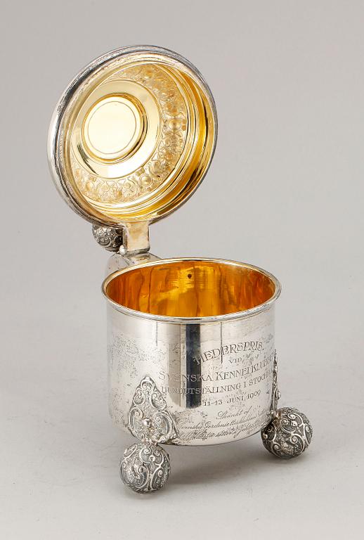 DRYCKESBÄGARE, silver, barockstil, Svea Svensson, Stockholm 1909. Vikt ca 570 gram.