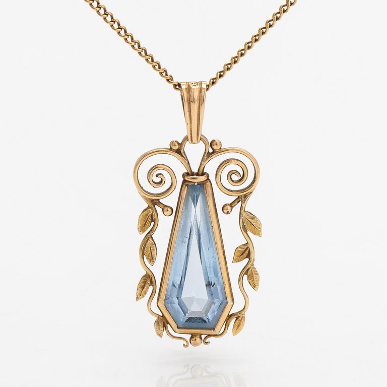 A 14K gold and synthetic spinel necklace. Salonius, Helsinki.