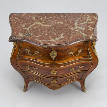 Byrå, rokoko, Stockholmsarbete, ca 1770.