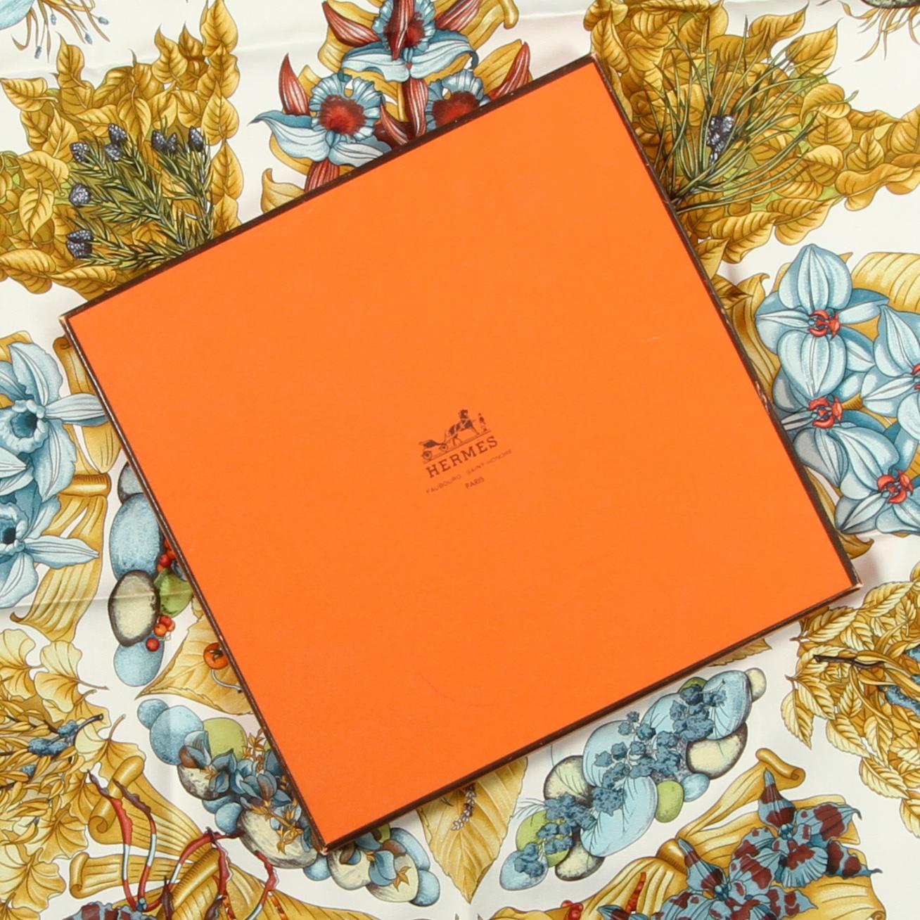 SCARF, siden, "Pythagore", Zoé Pauwels, Hermés, 1900/2000-tal.