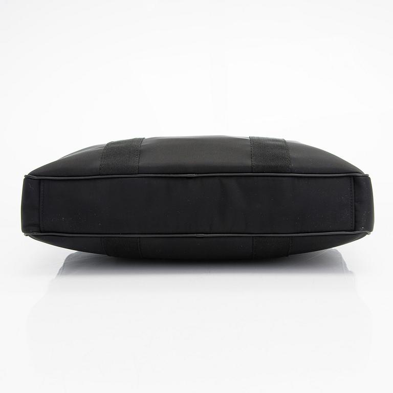 Dolce & Gabbana, portfölj/laptopväska och pouch/clutch.