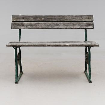 TRÄDGÅRDSSOFFA, 1900-talets första hälft.