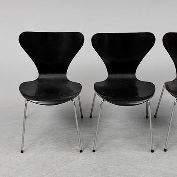 ARNE JACOBSEN, four 'Series 7' chairs from Fritz Hansen, Denmark, 1974.