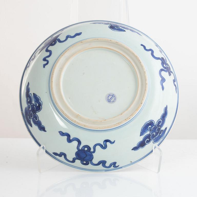 Skålfat, porslin, Kina, Qingdynastin, Kangxi (1662-1722).