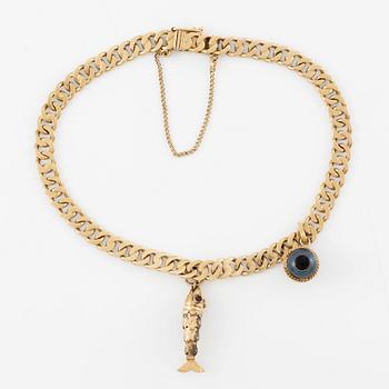 Arm bracelet with charms, 18K gold.