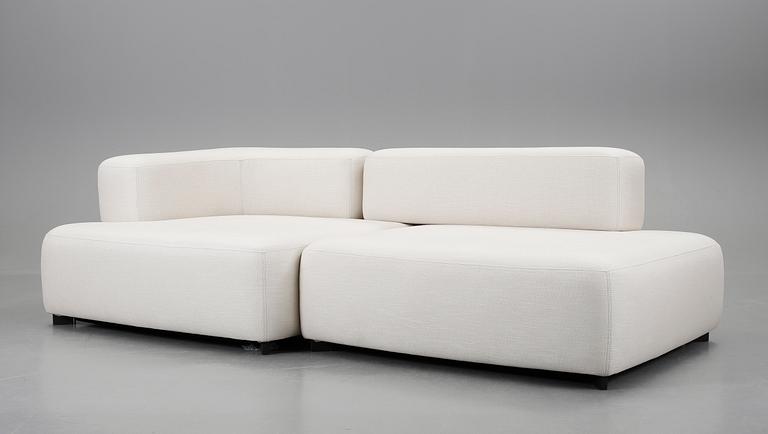 SOFFA, 2 delar, "Alphabet", Piero Lissoni för Fritz Hansen. Inköpt 2013/2014.