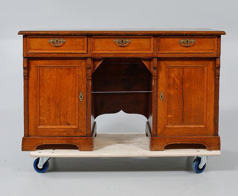SKRIVBORD, 1900-talets början.