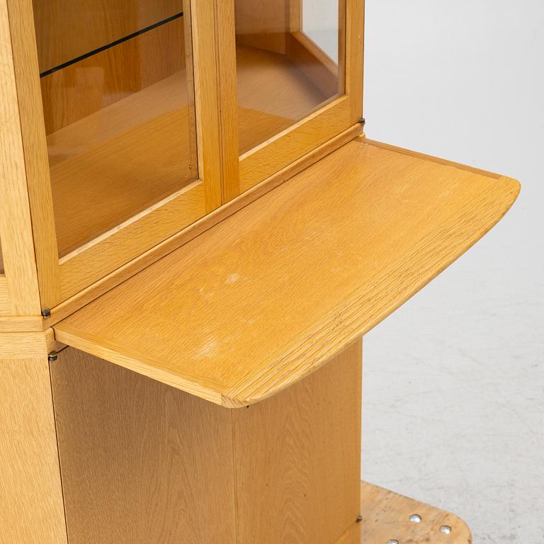 Carl Malmsten, Display cabinet, 'Undantaget', late 20th century.