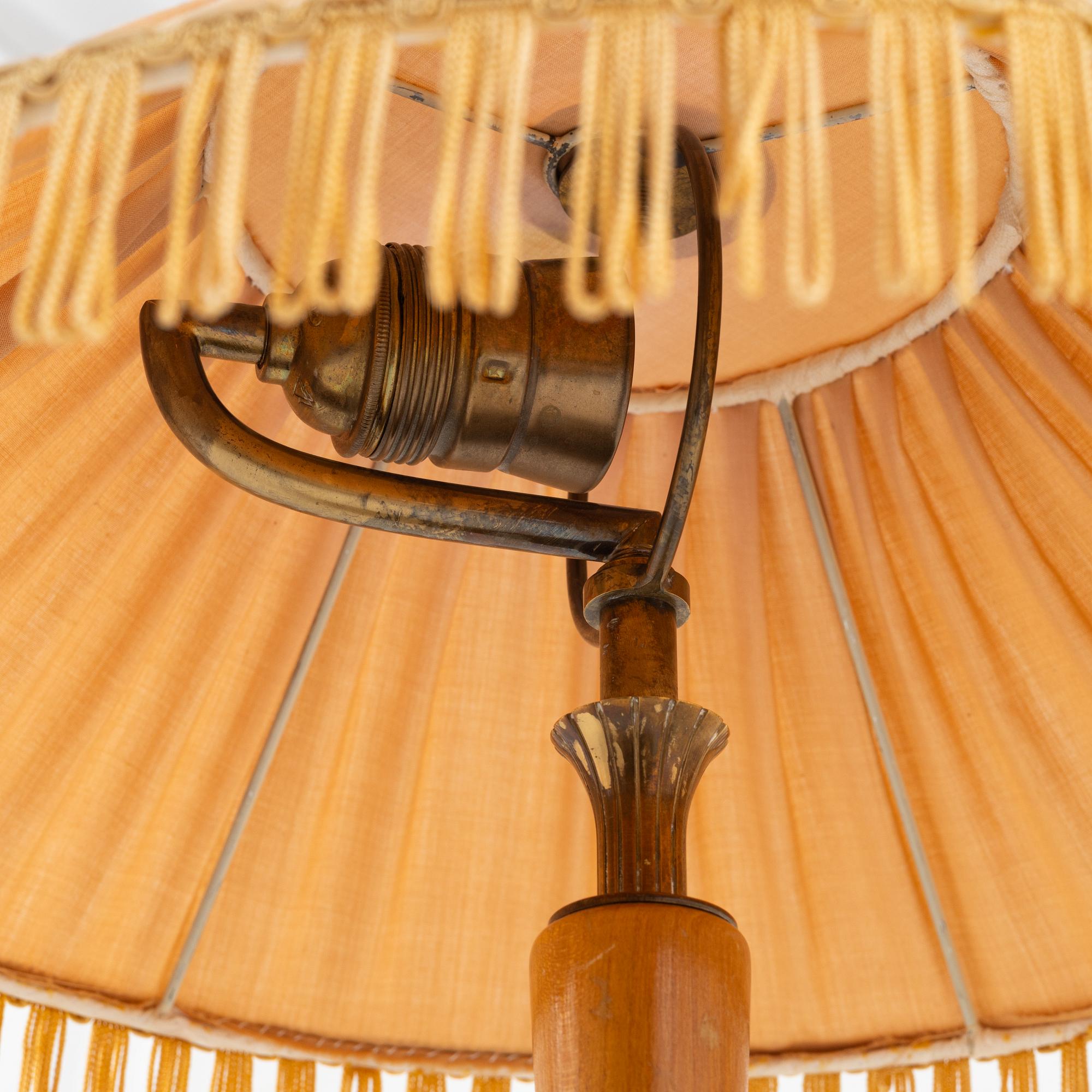Harald Notini, a table lamp, model "15409", Arvid Böhlmarks Lampfabrik, 1940s.