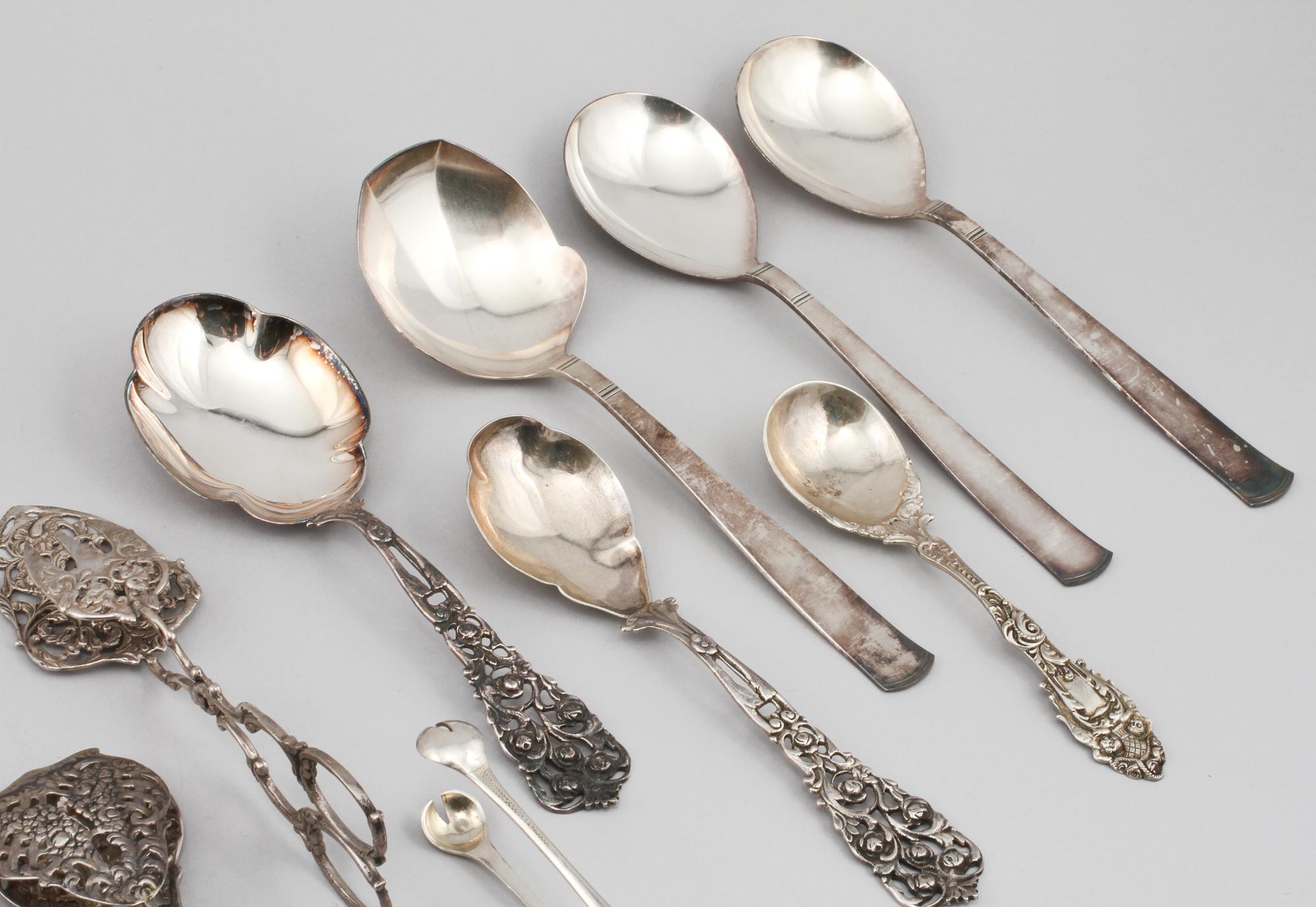 BESTICK, 11 st, silver, 1900-tal, vikt 555 gram.