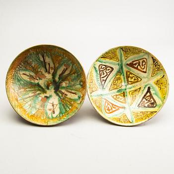 A group of Persian ceramics, some Nishapur-style Sgrafitto. (5 pieces).