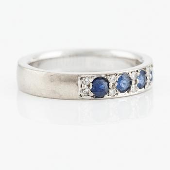 Ring, Strömdahls, 18K vitguld med safir och briljantslipade diamanter.