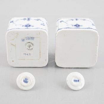 A "Blue fluted" / "Musselmalet riflet" ink stand, Royal Copenhagen, 19th century.