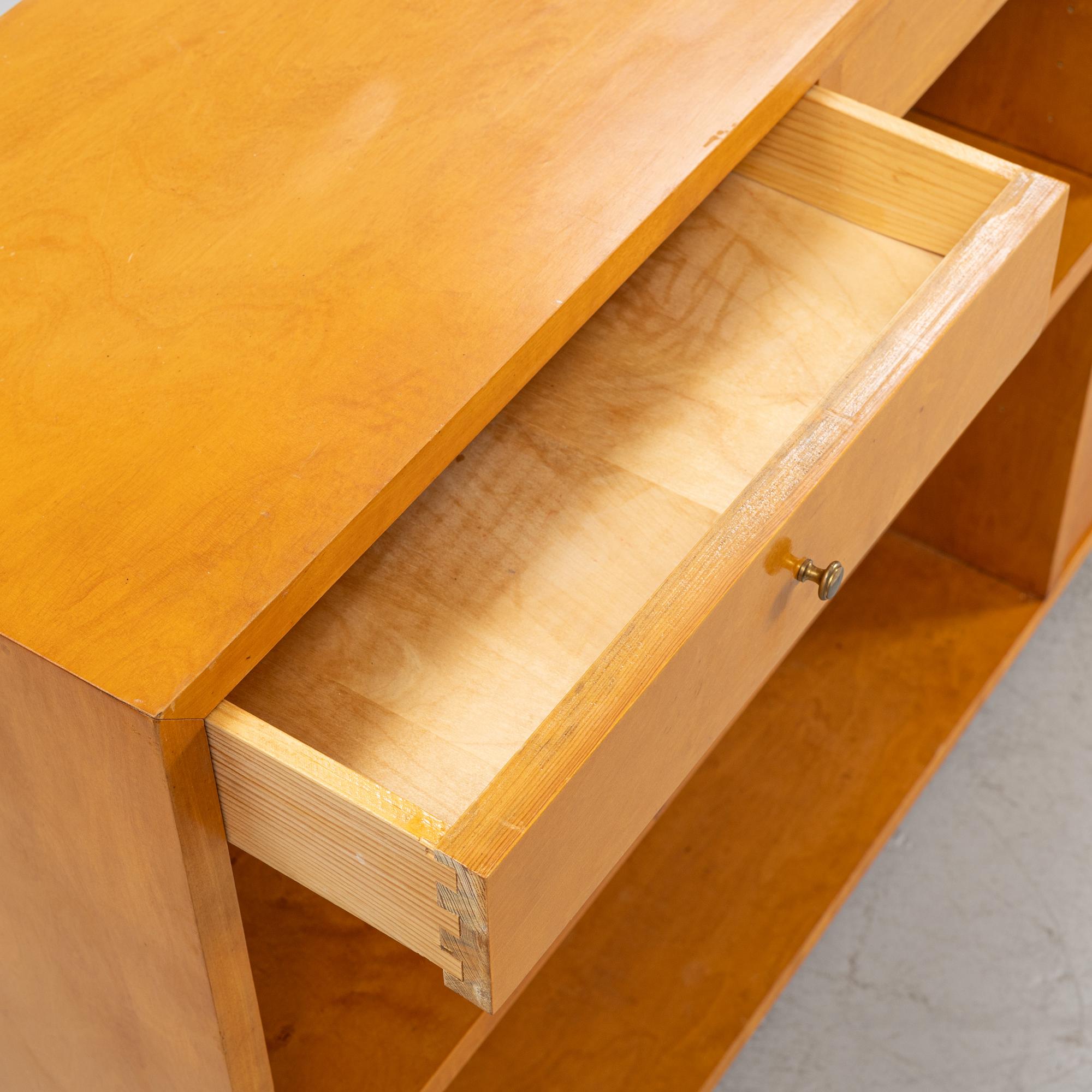 Bokhylla med skåp, funkis, 1930-tal.