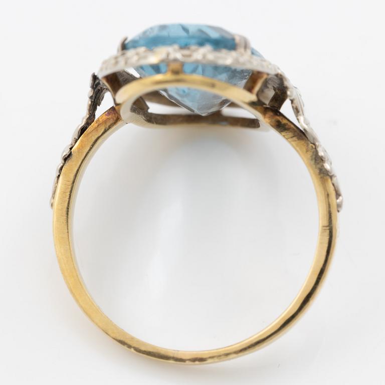 Ring, 14K gold with synthetic blue spinel.