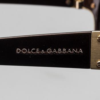 DOLCE & GABBANA solglasögon.