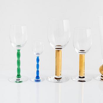 Gunnar Cyrén, a 45-piece 'Nobel' glass service, Orrefors.