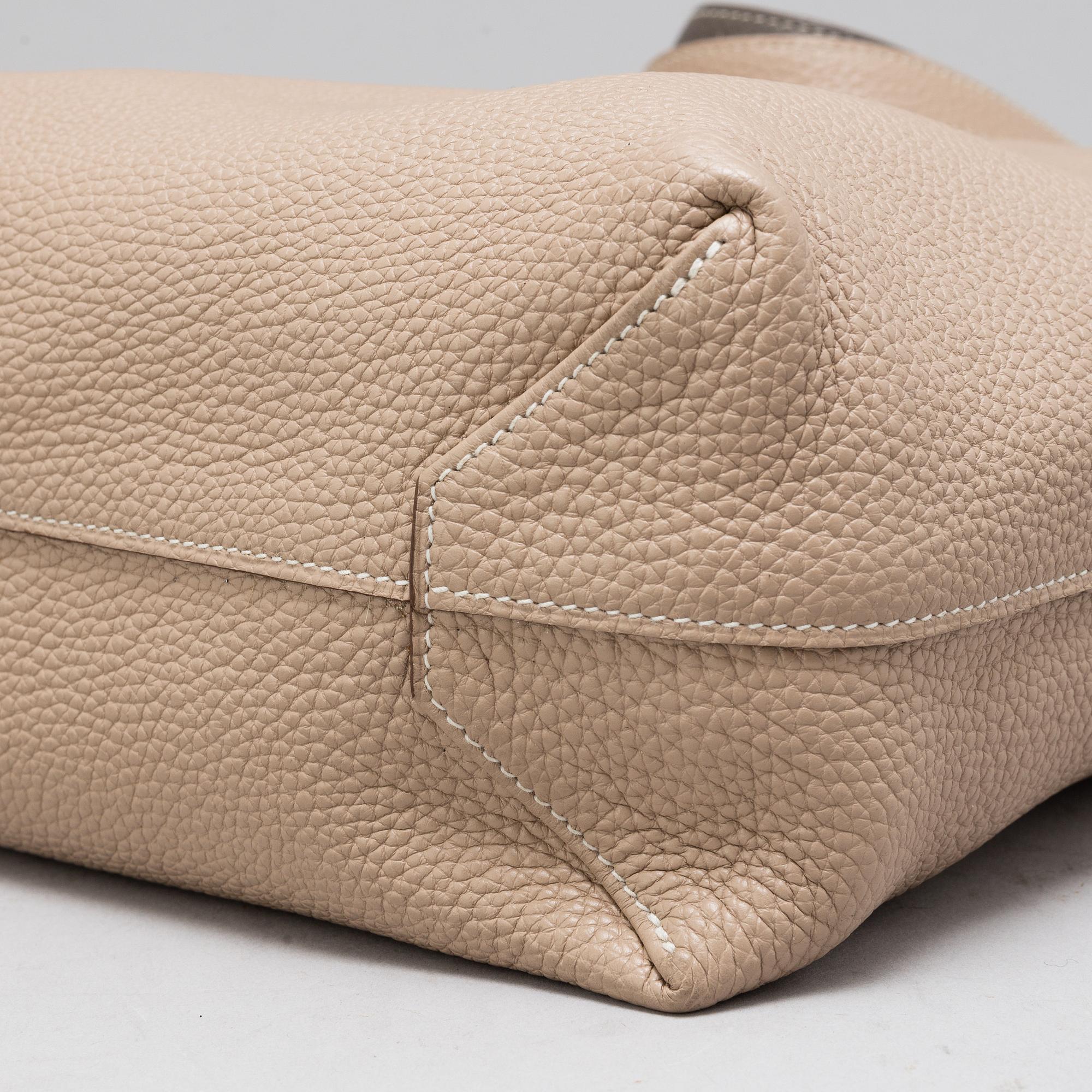 HERMÈS, a 'Double Sens 45' tote bag.