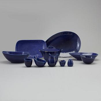 HERTHA BENGTSSON, servis, 21 delar, porslin, "Blå eld". Rörstrand.