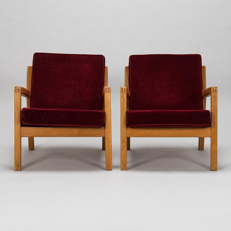 Carl Gustaf Hiort af Ornäs, fåtöljer ett par, "Rialto", Puunveisto Oy - Träsnideri Ab, 1950-talets slut.