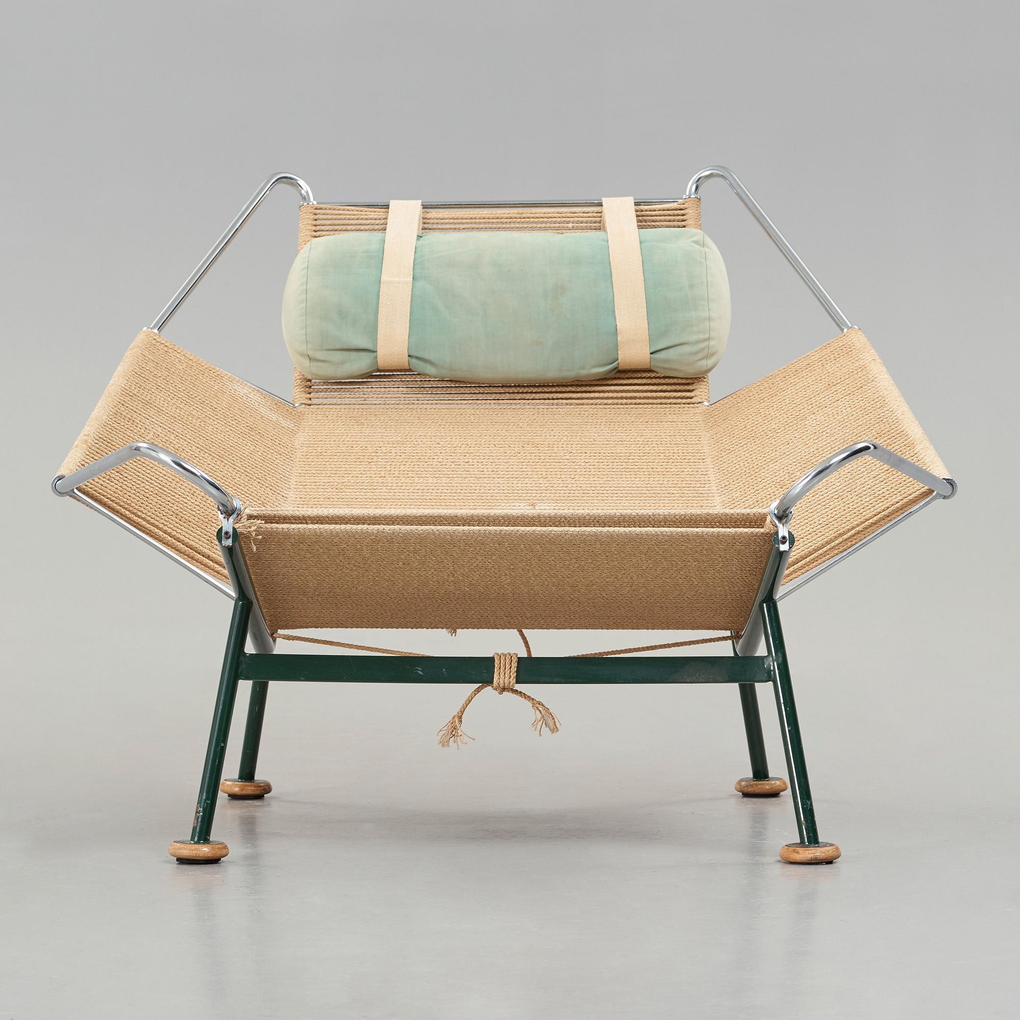 Hans J. Wegner, a 'Flag Halyard' easy chair, Getama, Denmark.
