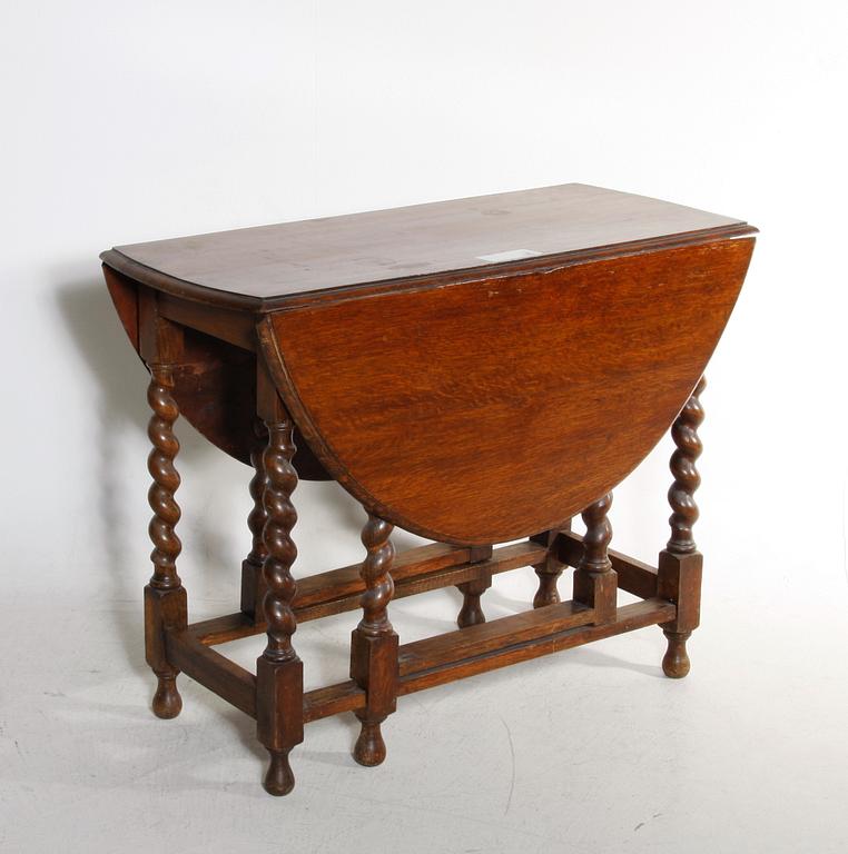 SLAGBORD, Barockstil.