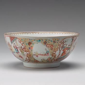 BÅLSKÅL, kompaniporslin. Qingdynastin, Qianlong (1736-95).