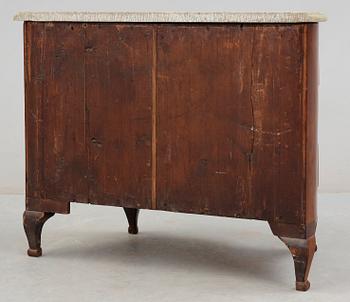 A Swedish Rococo 18th century commode in the manner of C. Linning.