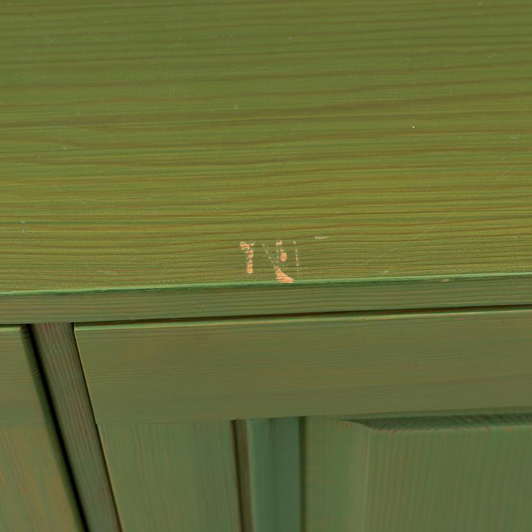 CARL MALMSTEN, bokhylla med underskåp, 1900-talets slut.